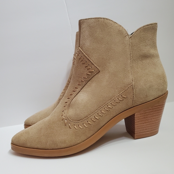 NWOB Rebecca Minkoff Lulu Bootie with defect - Picture 10 of 12